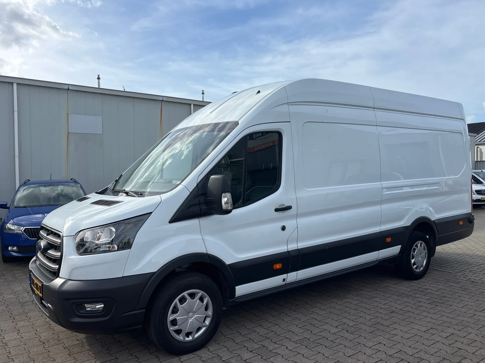 Ford Transit (2023) — foto 1