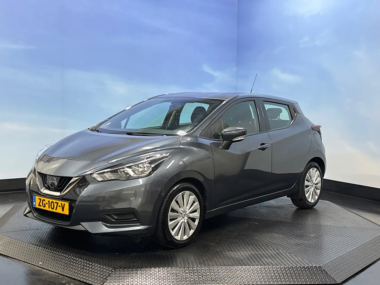 Nissan Micra (2019) — foto 1