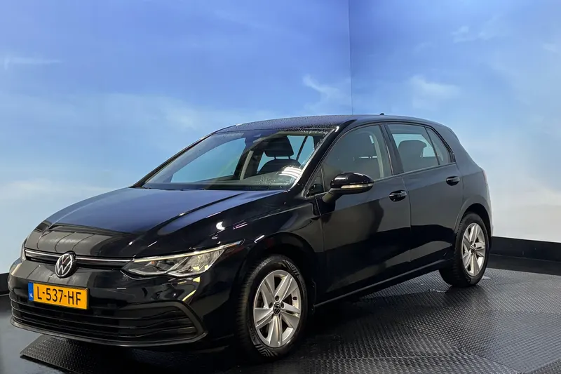 Volkswagen Golf (2021)