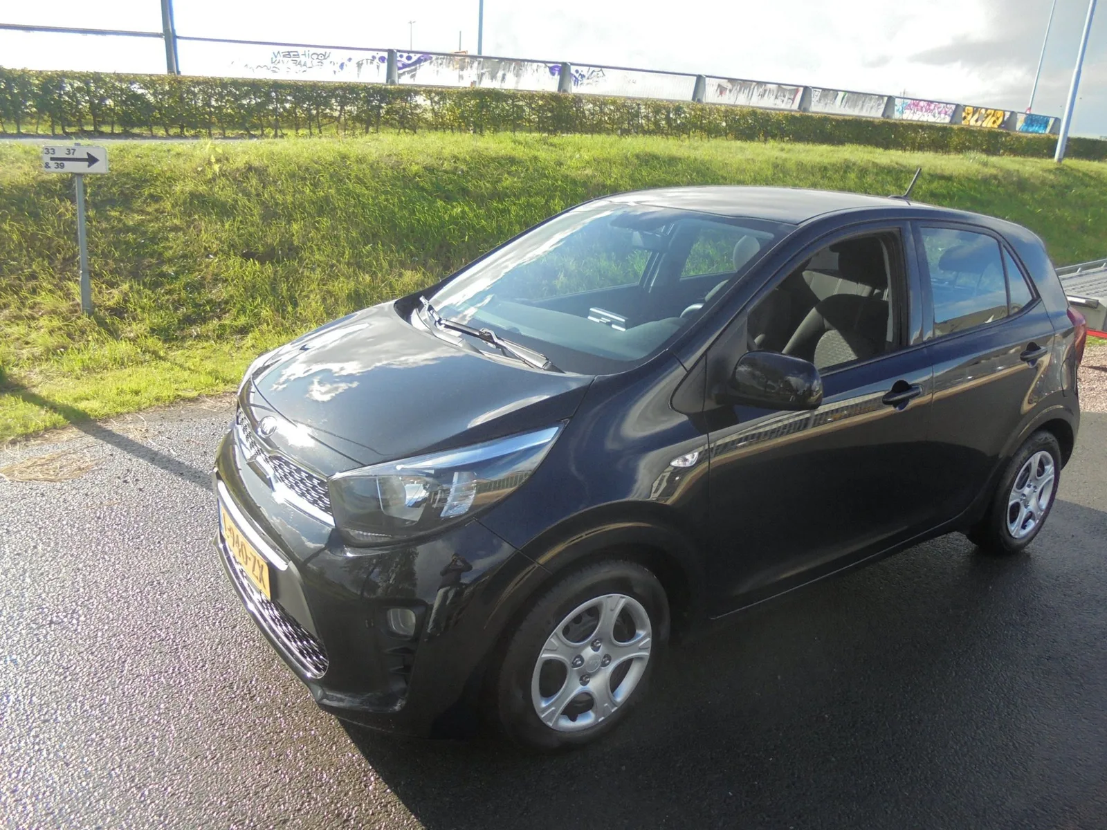 Kia Picanto (2021) — foto 1