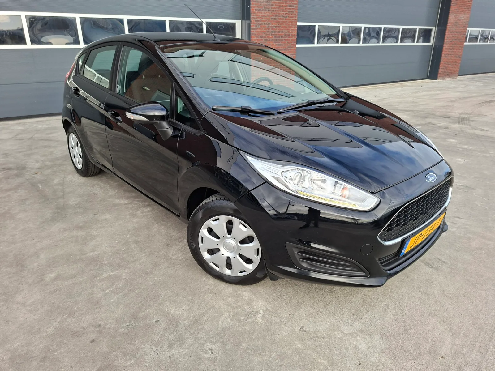 Ford Fiesta (2016) — foto 1