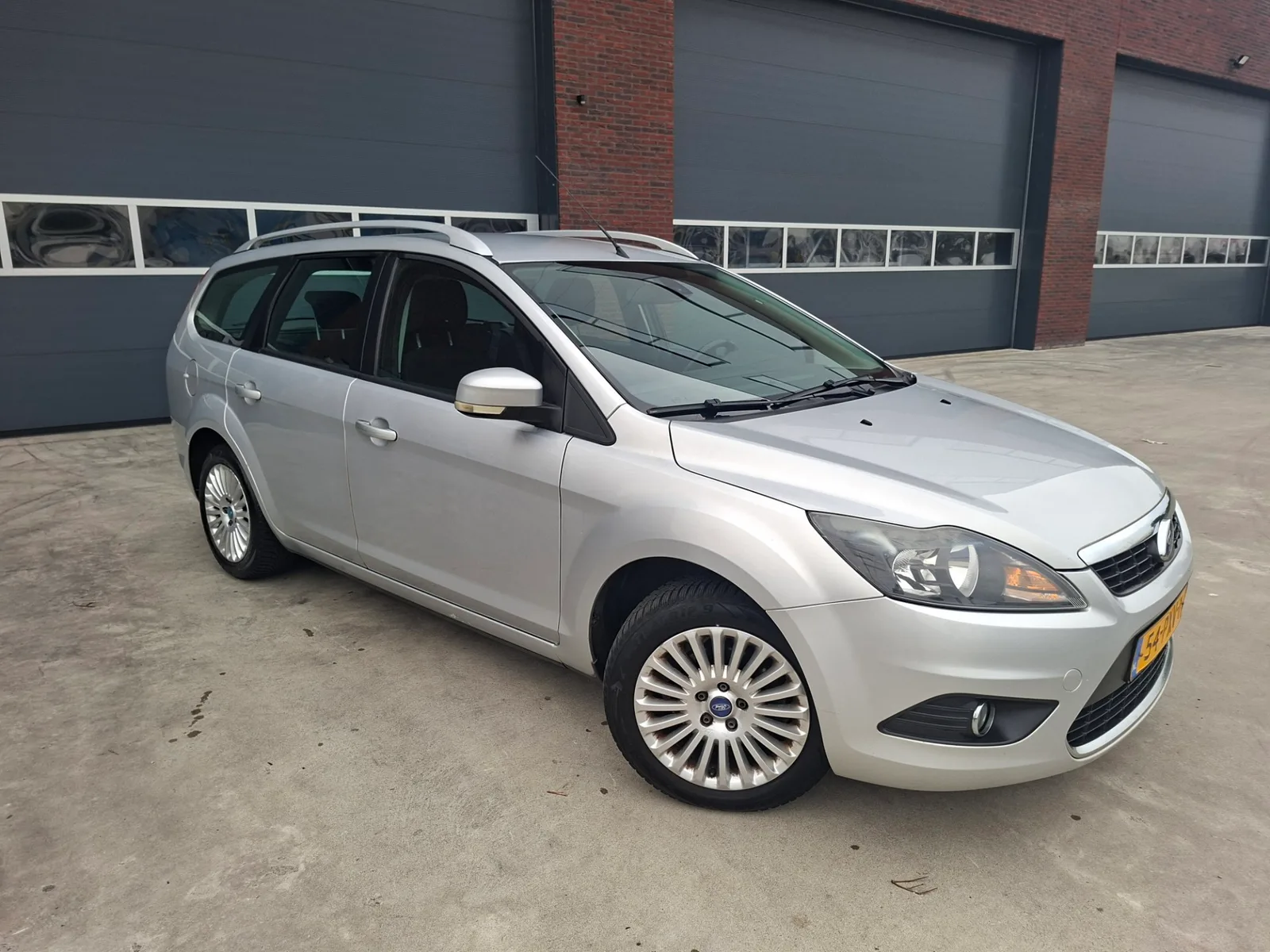 Ford Focus (2011) — foto 1
