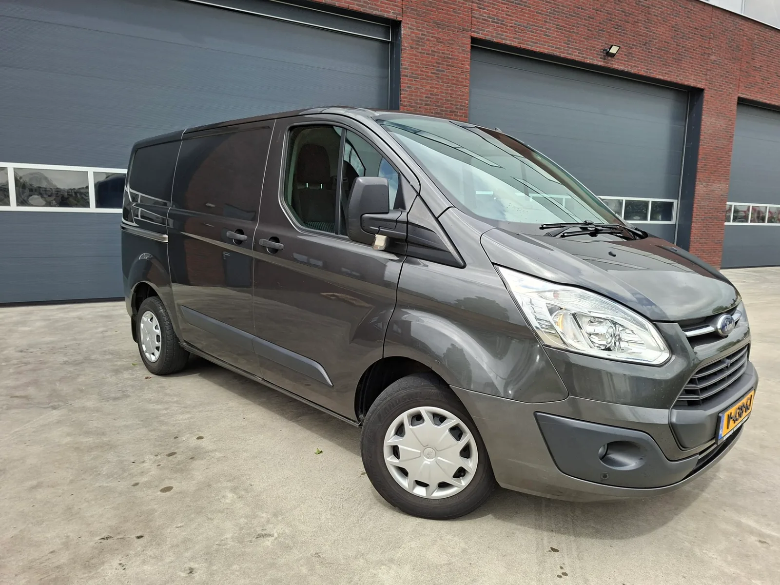 Ford Transit Custom (2017) — foto 1