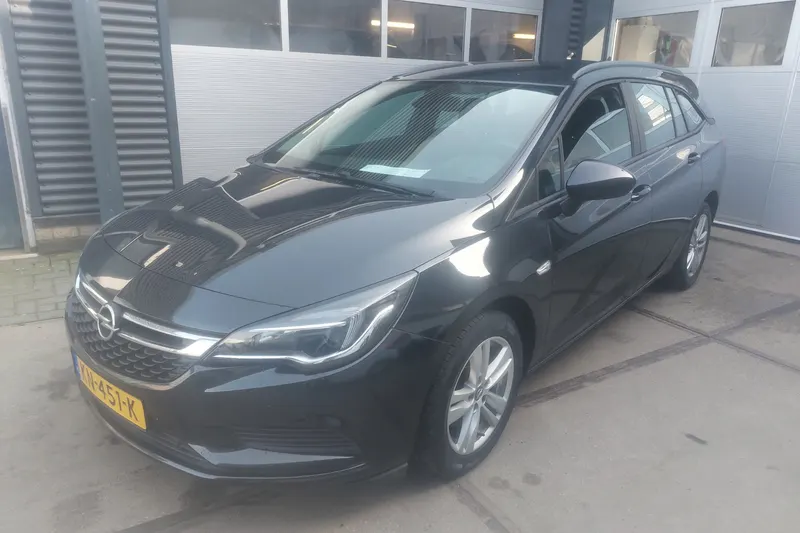Opel Astra Sports Tourer (2016)