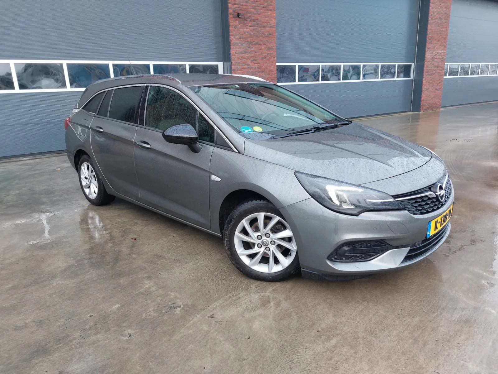 Opel Astra Sports Tourer (2021) — foto 1