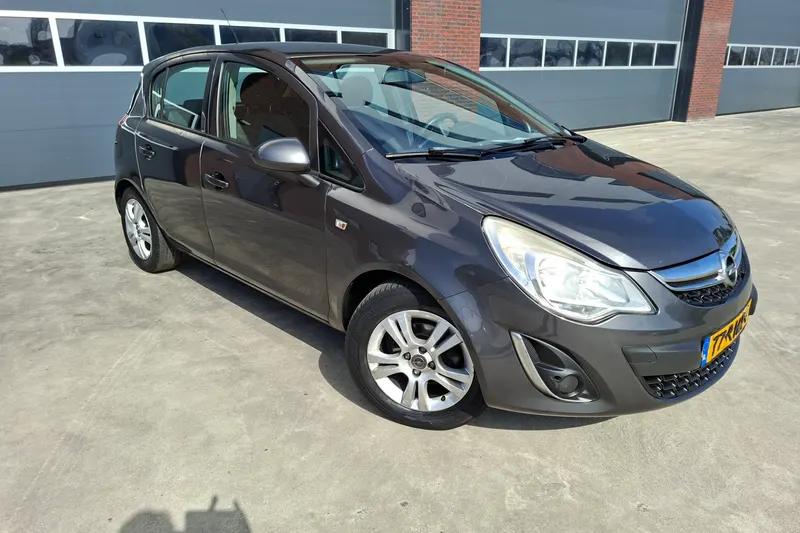 Opel Corsa (2011)
