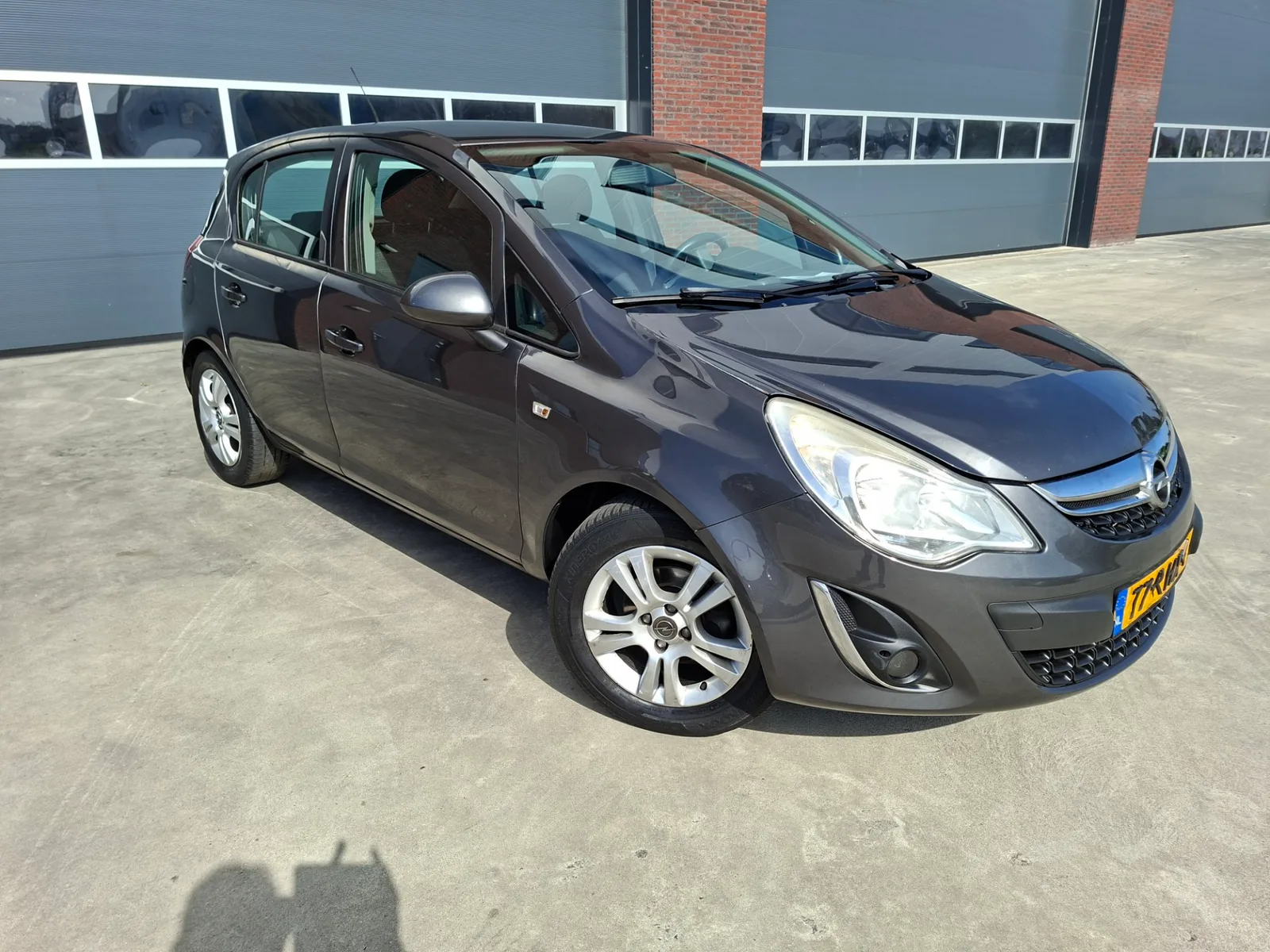 Opel Corsa (2011) — foto 1