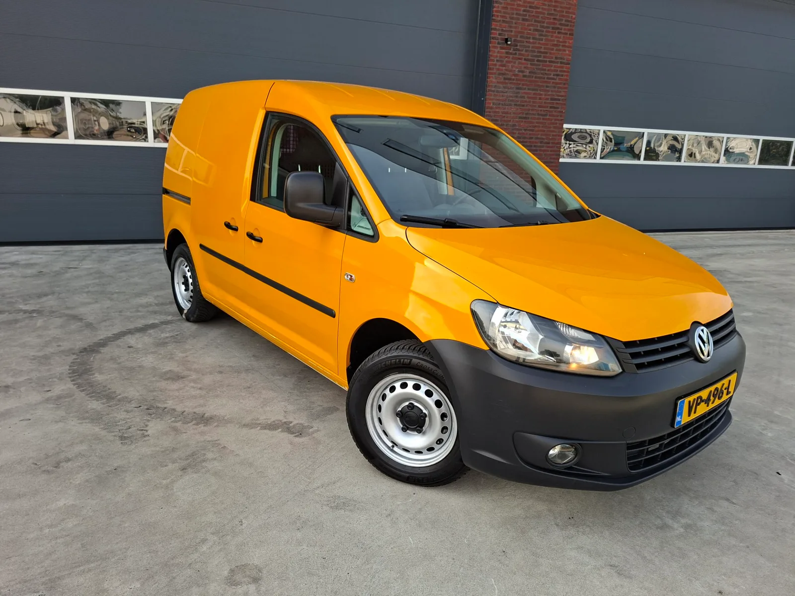 Volkswagen Caddy (2015) — foto 1