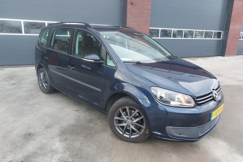 Volkswagen Touran (2014)