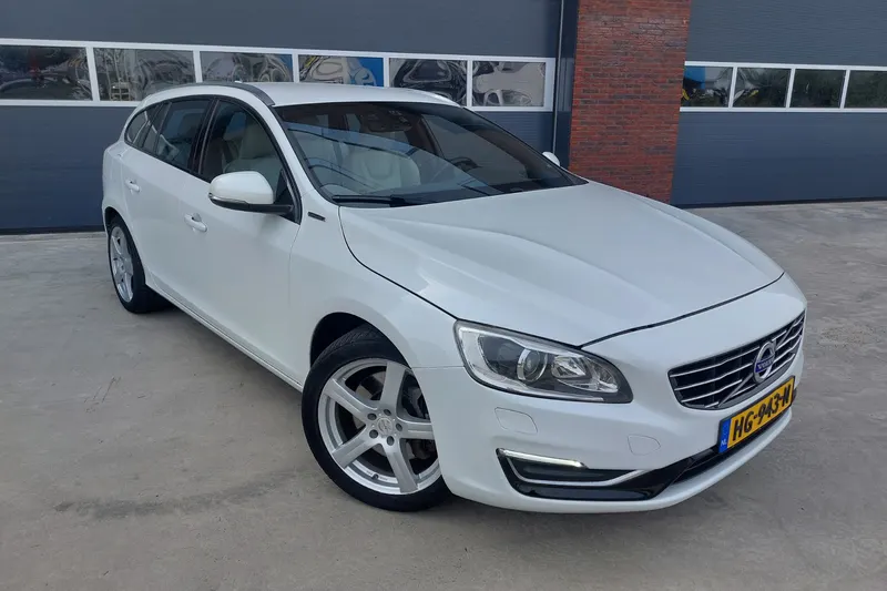 Volvo V60 (2015)