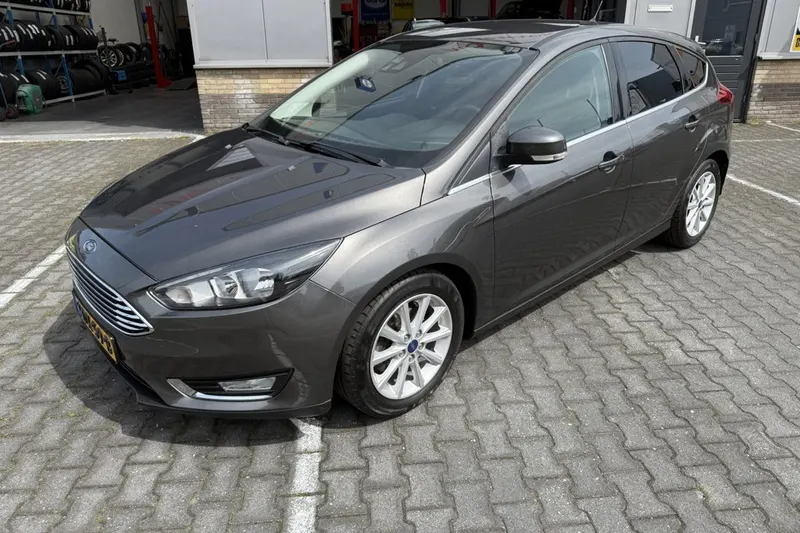 Ford Focus (2016)