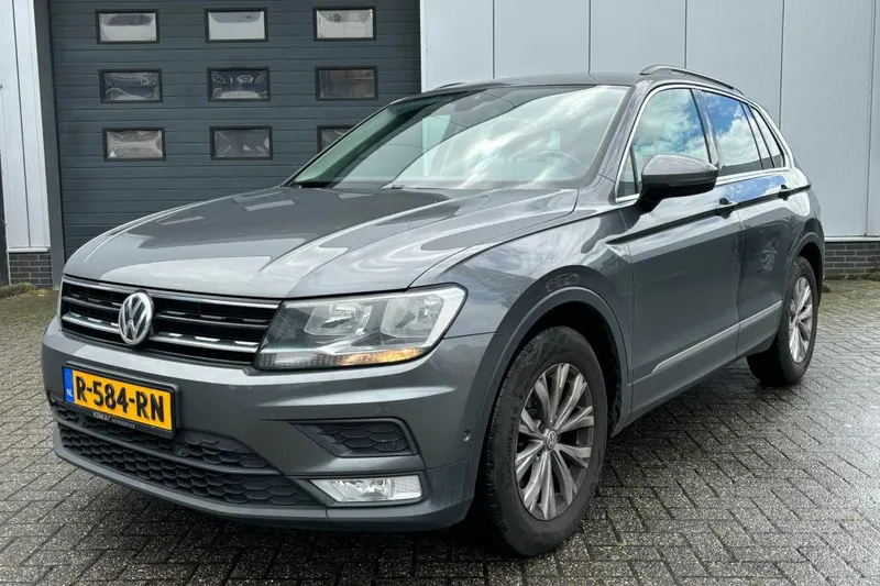 Volkswagen Tiguan (2017)