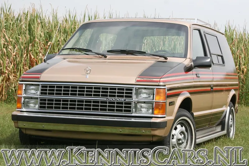 Dodge Ram Van (1984)
