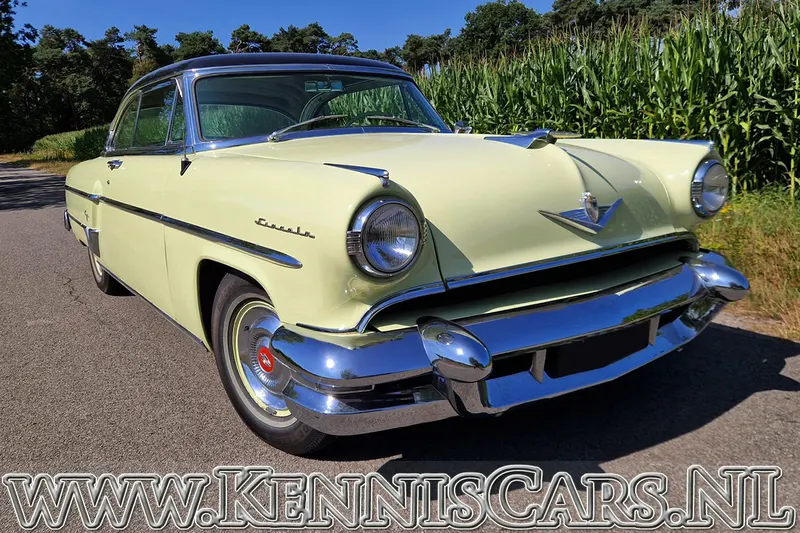 Lincoln Capri (1954)