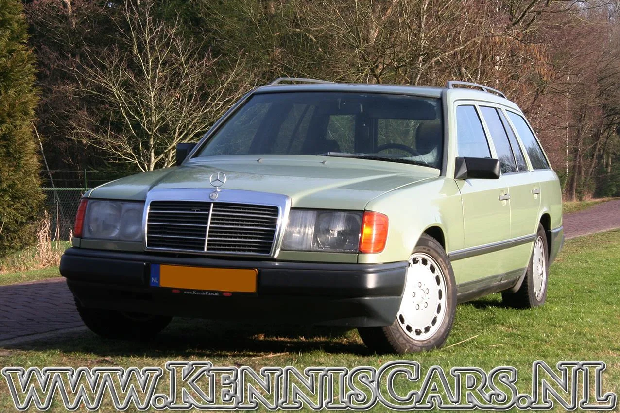 Mercedes-Benz 200-Serie (1986) — foto 1