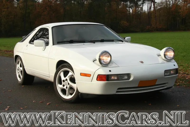 Porsche 928 (1988)