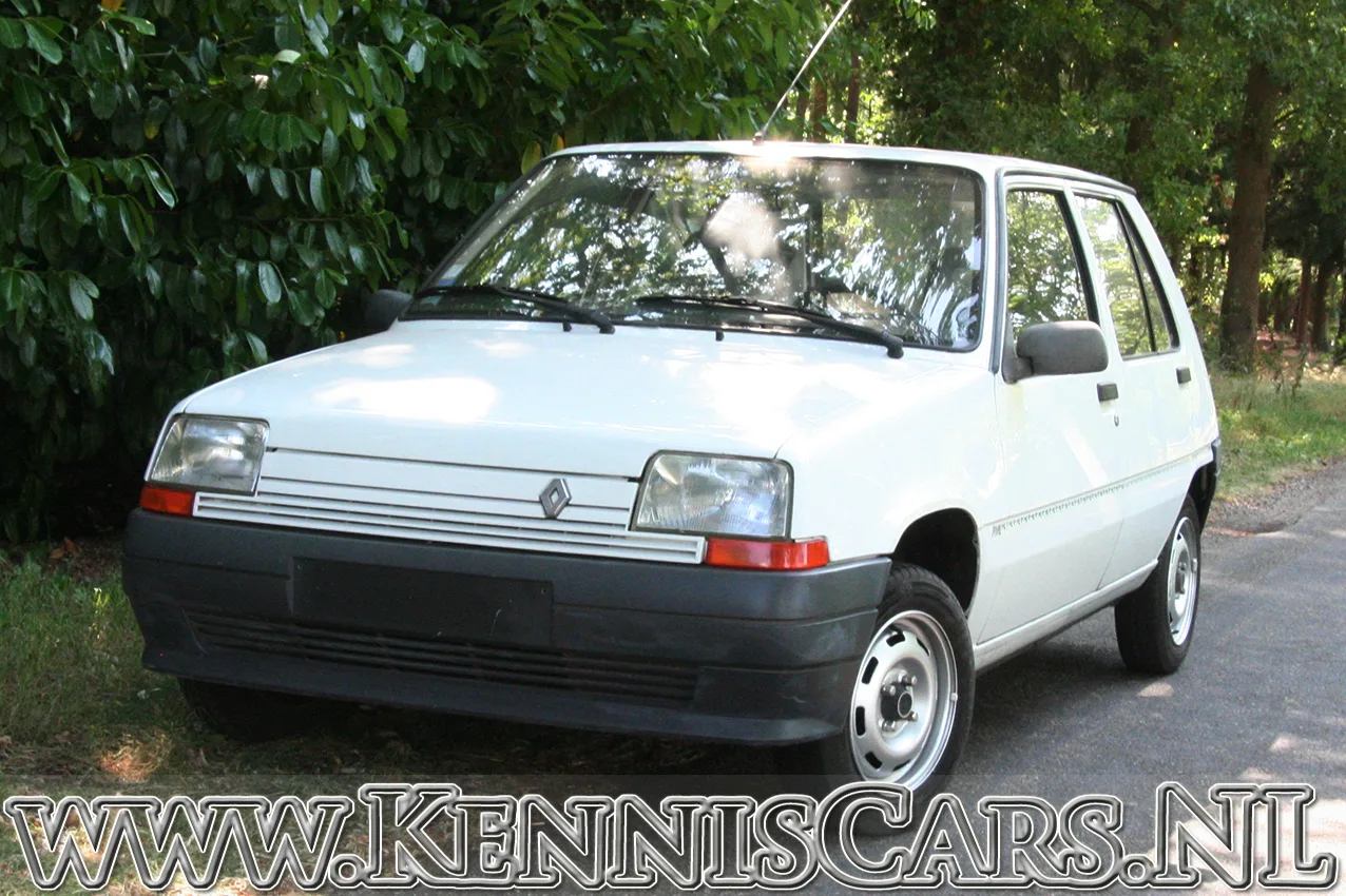 Renault 5 (1991) — foto 1