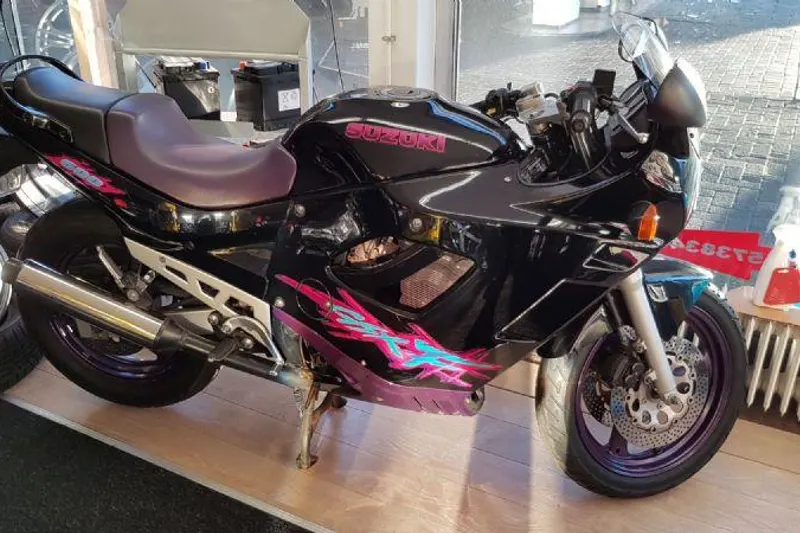 Suzuki GSX 600 (1994)