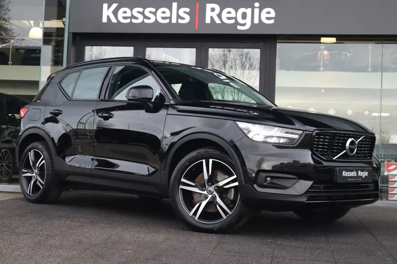Volvo XC40 (2021)