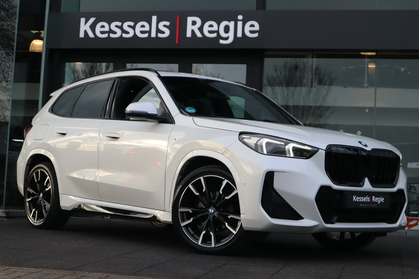 BMW X1 (2024) — foto 1
