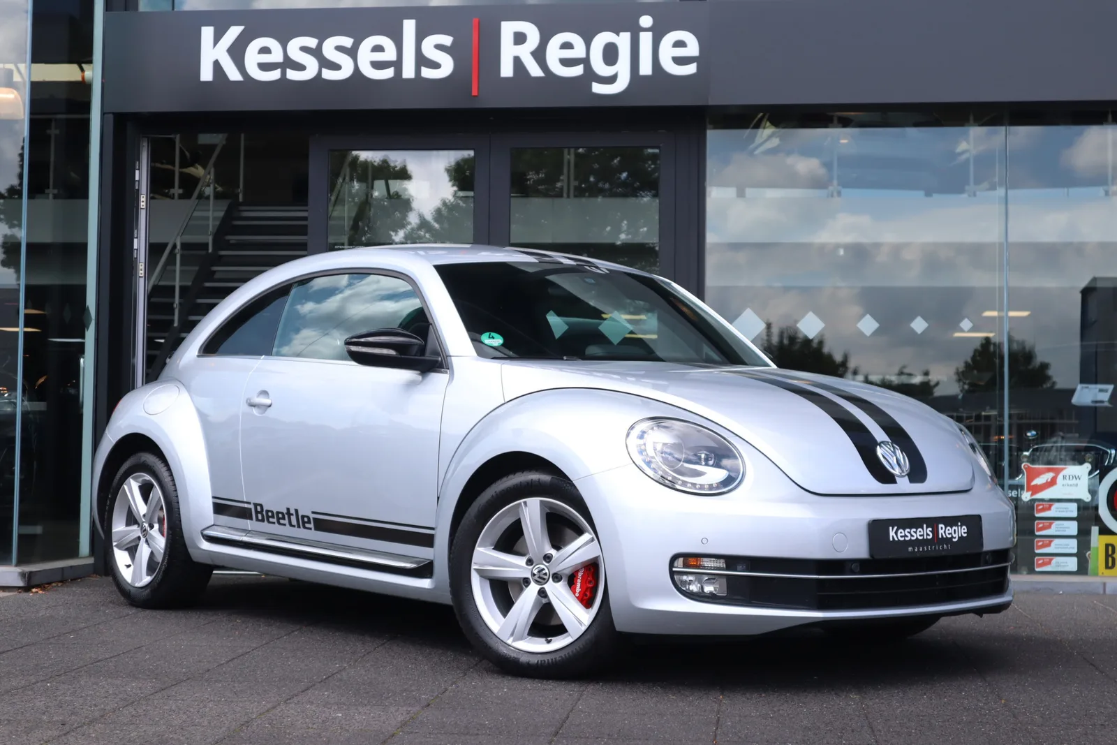 Volkswagen Beetle (2014) — foto 1