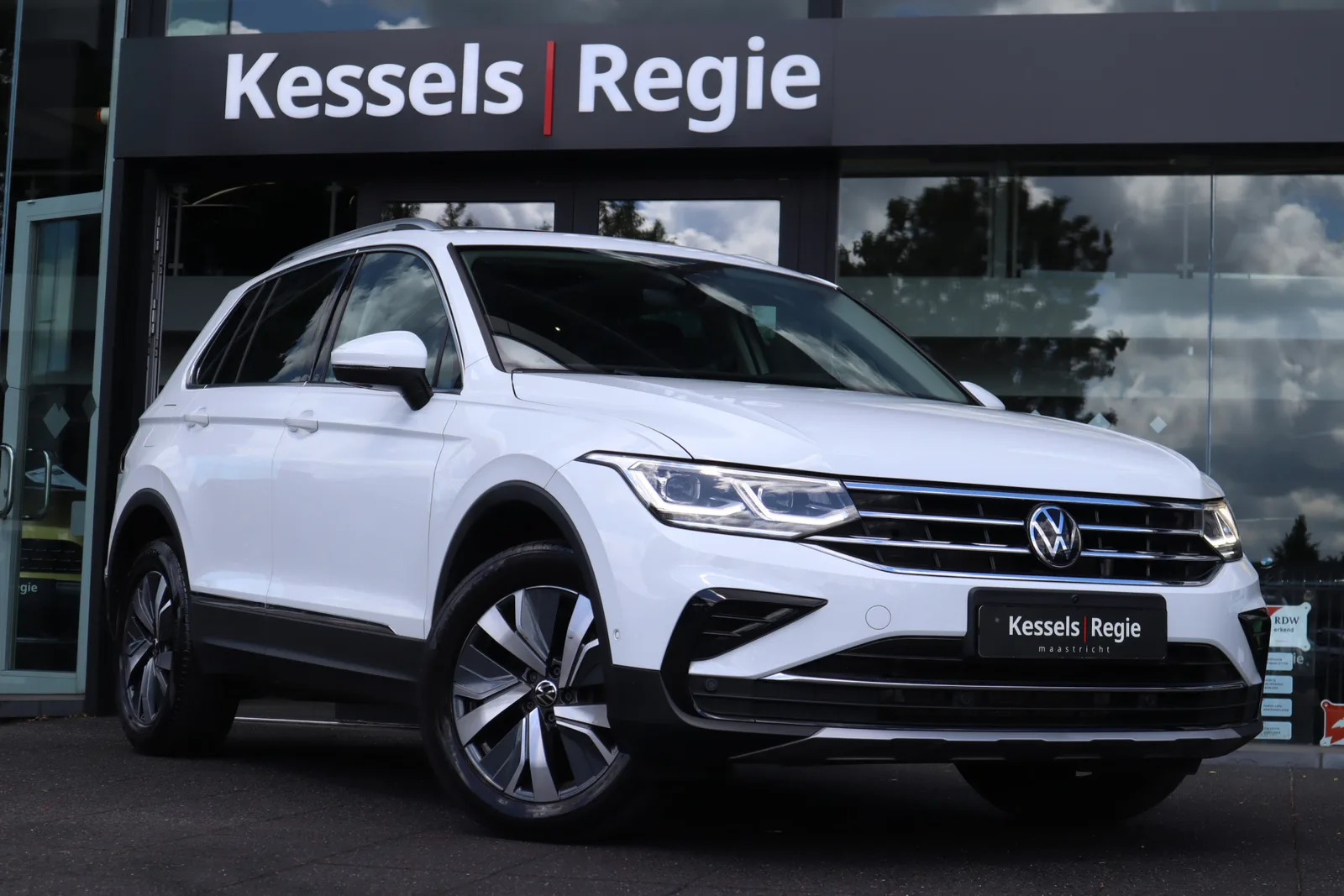 Volkswagen Tiguan (2022) — foto 1