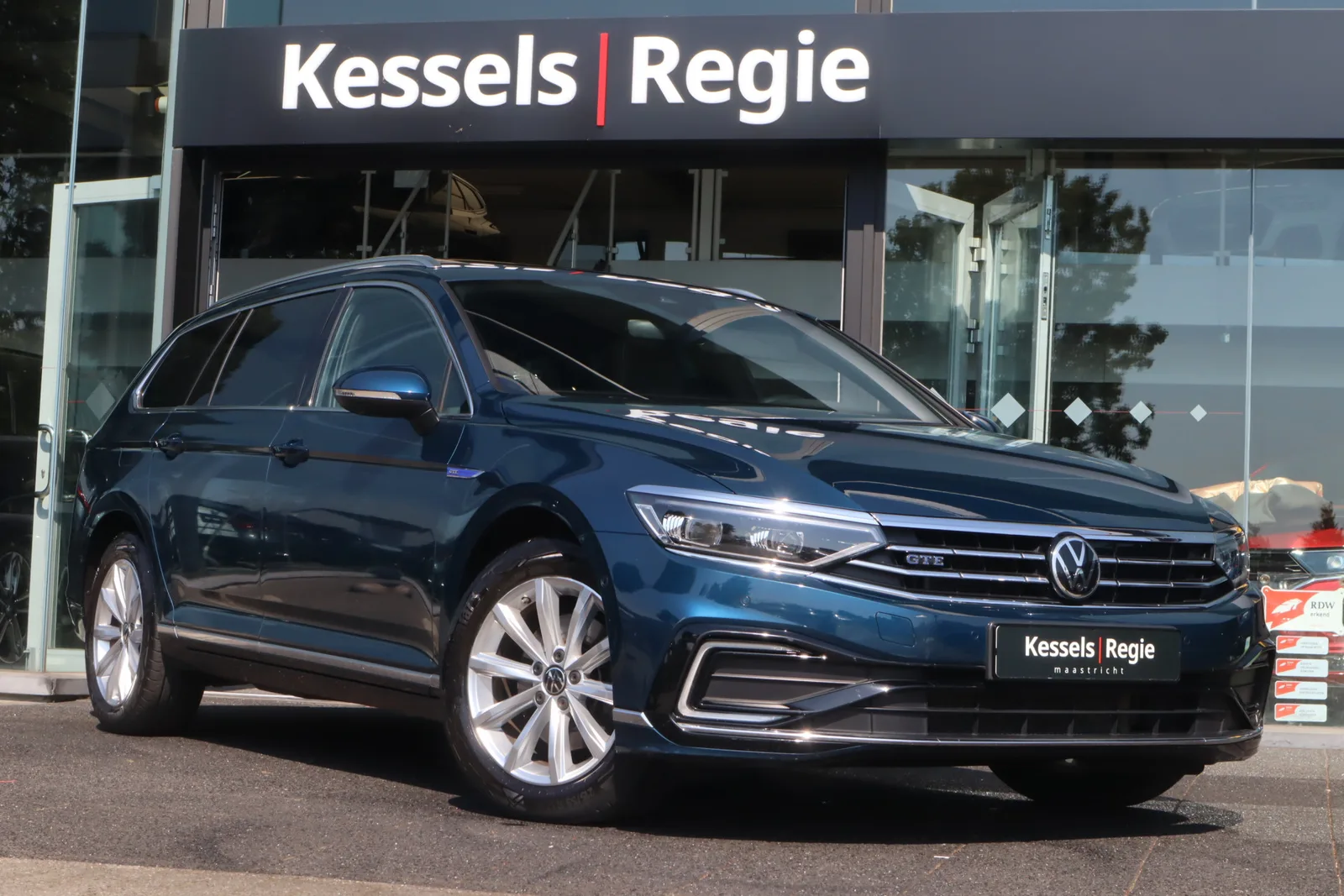 Volkswagen Passat (2021) — foto 1