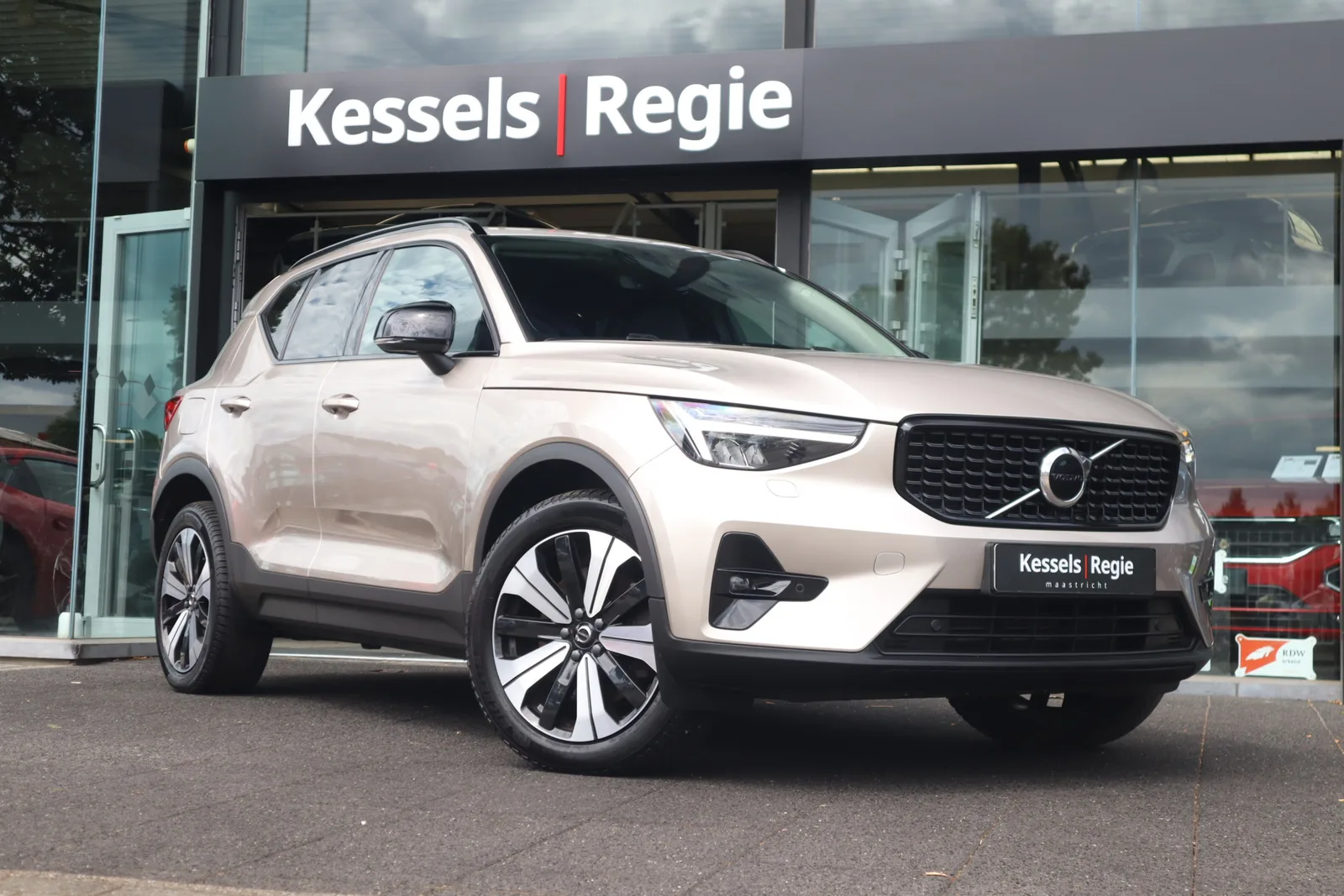 Volvo XC40 (2022) — foto 1