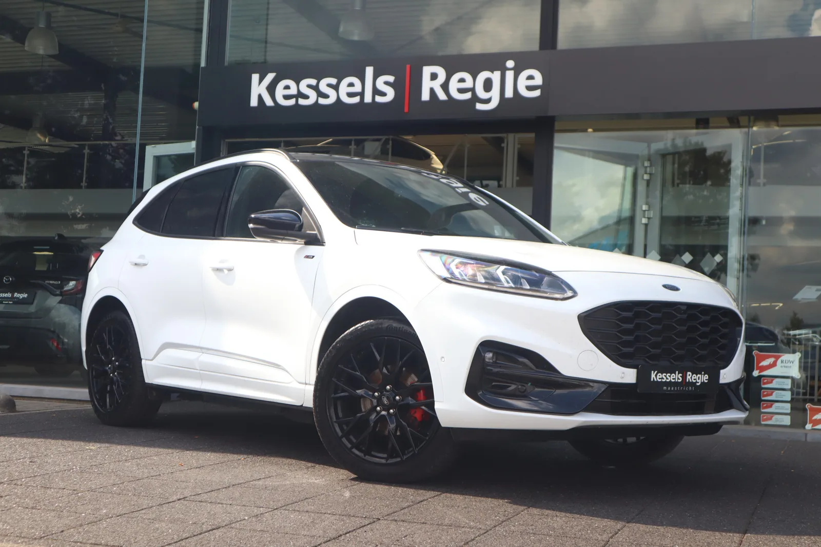 Ford Kuga (2023) — foto 1