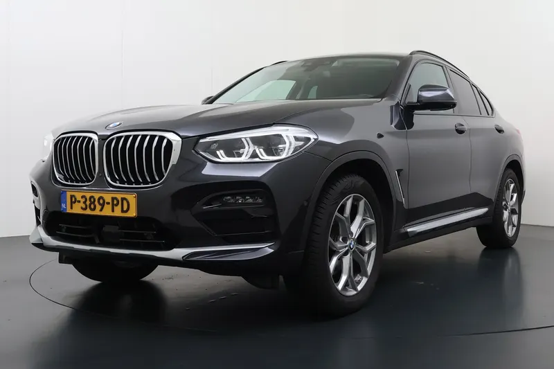 BMW X4 (2021)