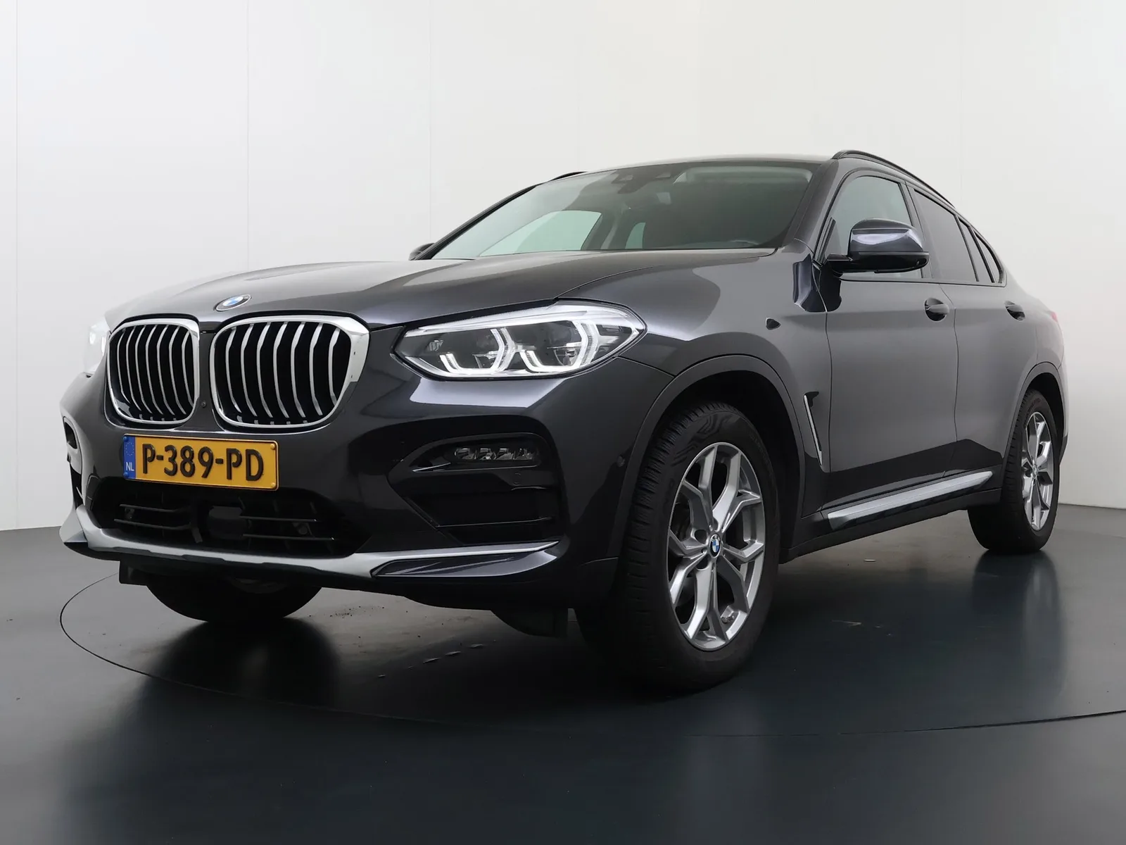 BMW X4 (2021) — foto 1