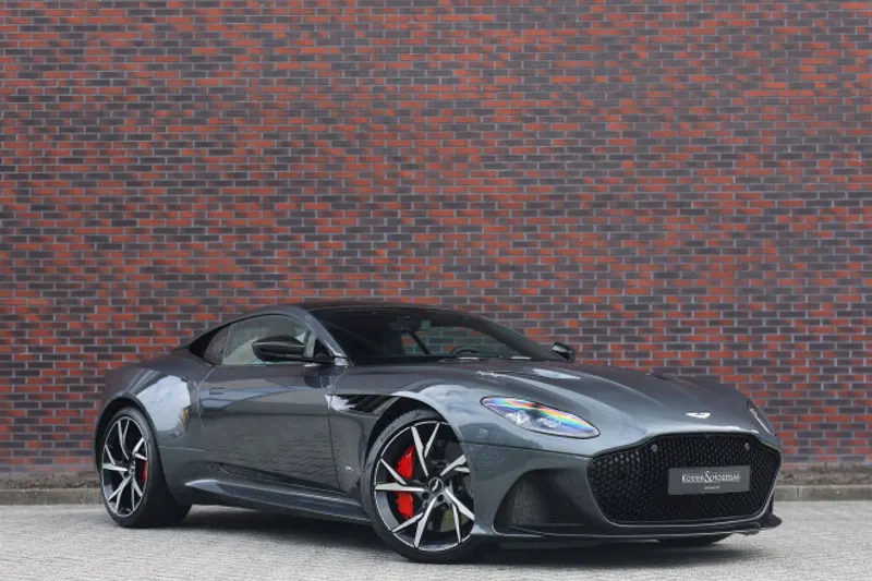 Aston Martin DBS (2019)