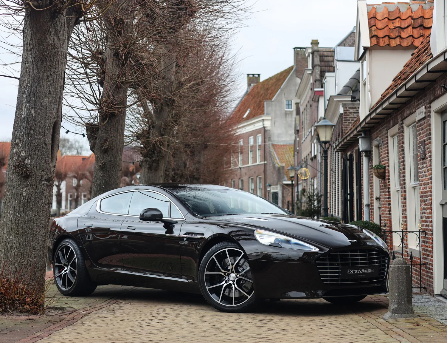 Aston Martin Rapide (2015) — foto 1