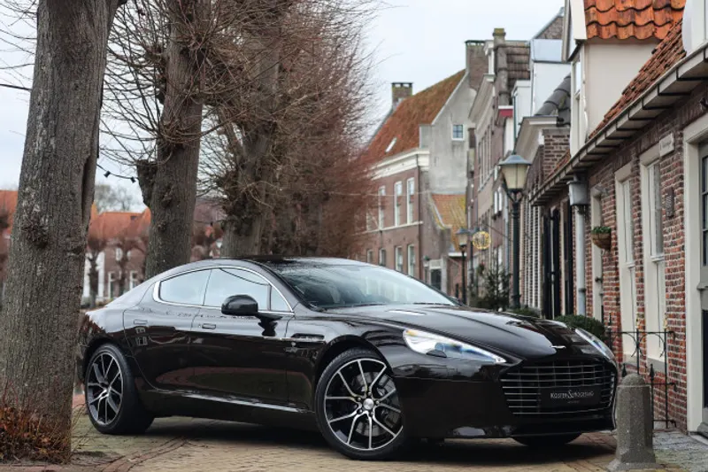 Aston Martin Rapide (2015)