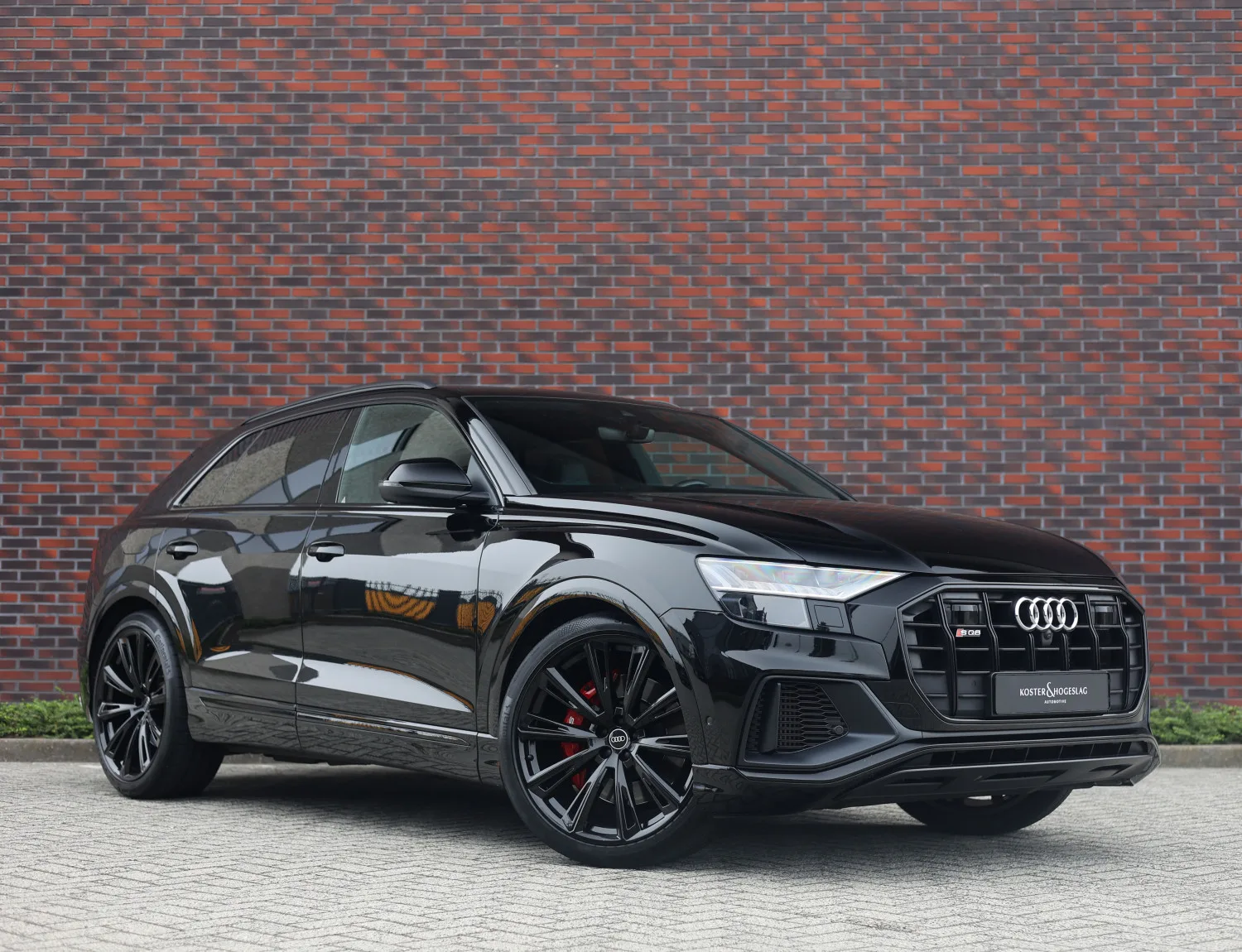 Audi SQ8 (2021) — foto 1
