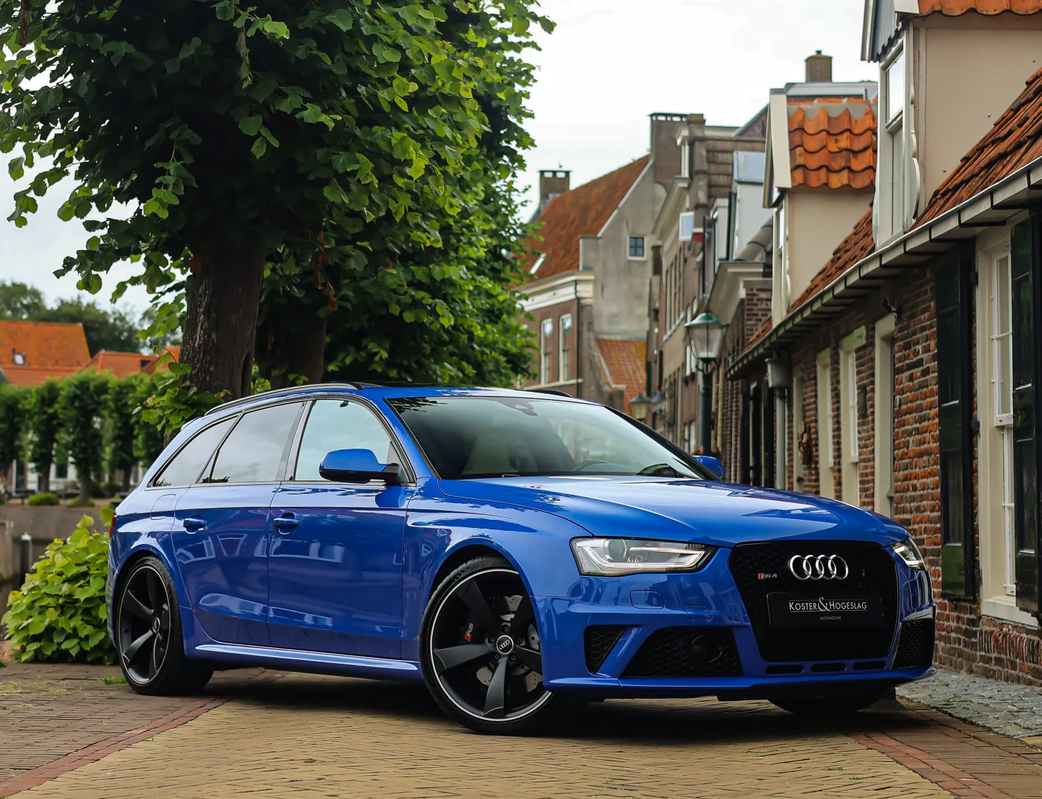 Audi RS4 (2014) — foto 1