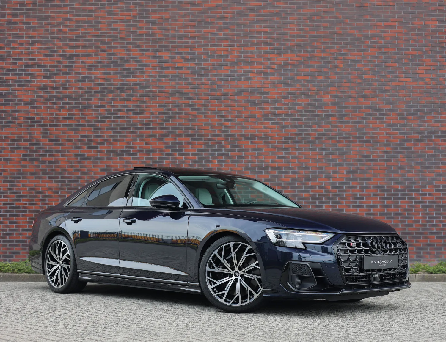 Audi S8 (2022) — foto 1