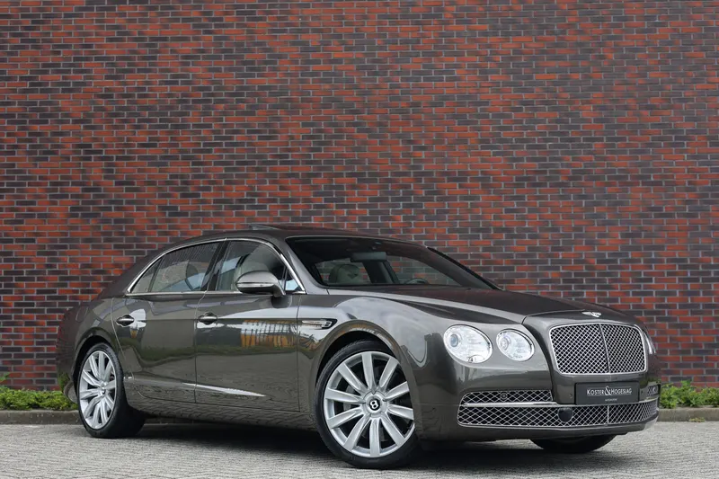 Bentley Flying (2013)