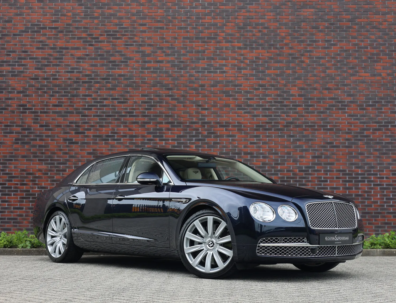 Bentley Flying (2014) — foto 1