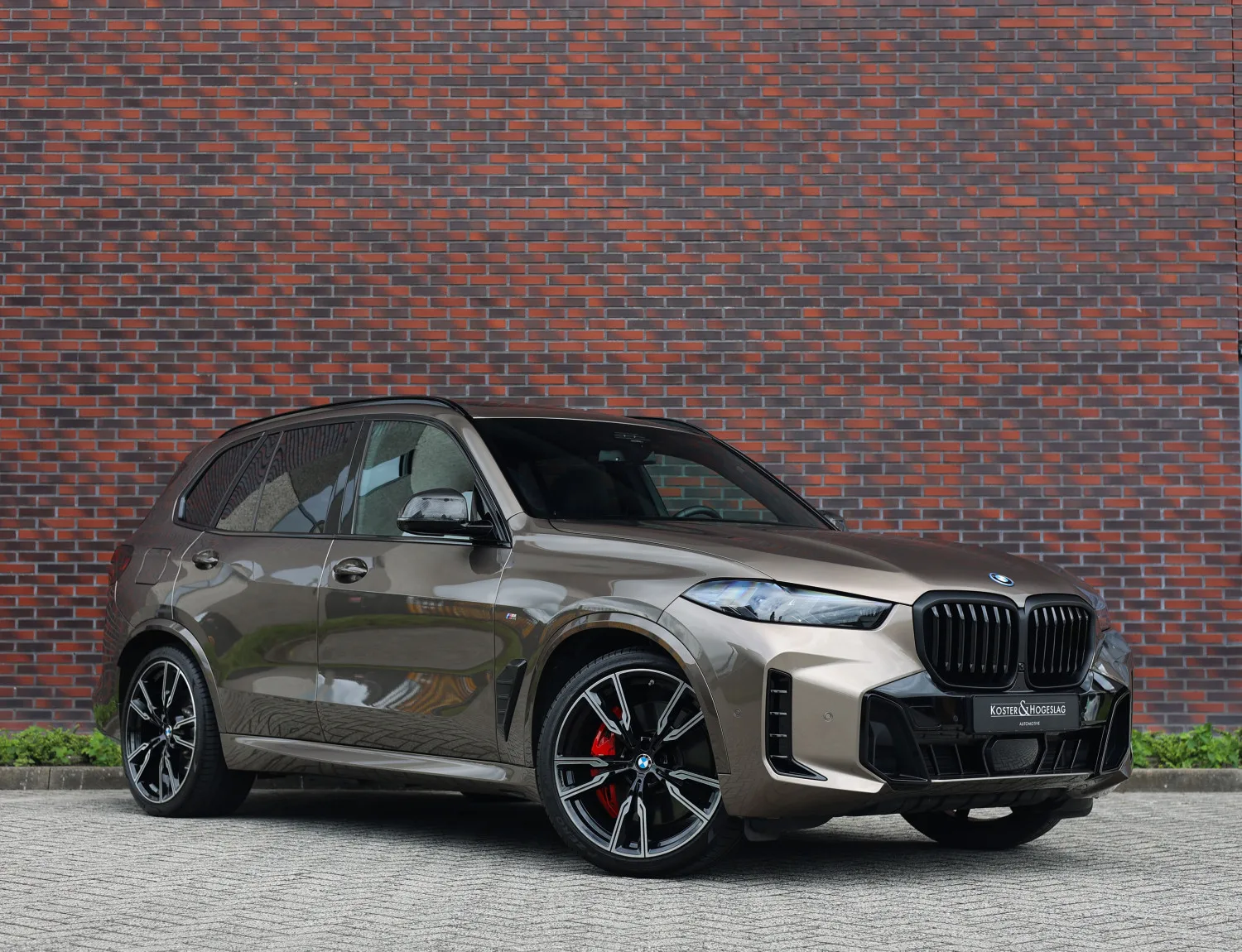 BMW X5 (2025) — foto 1