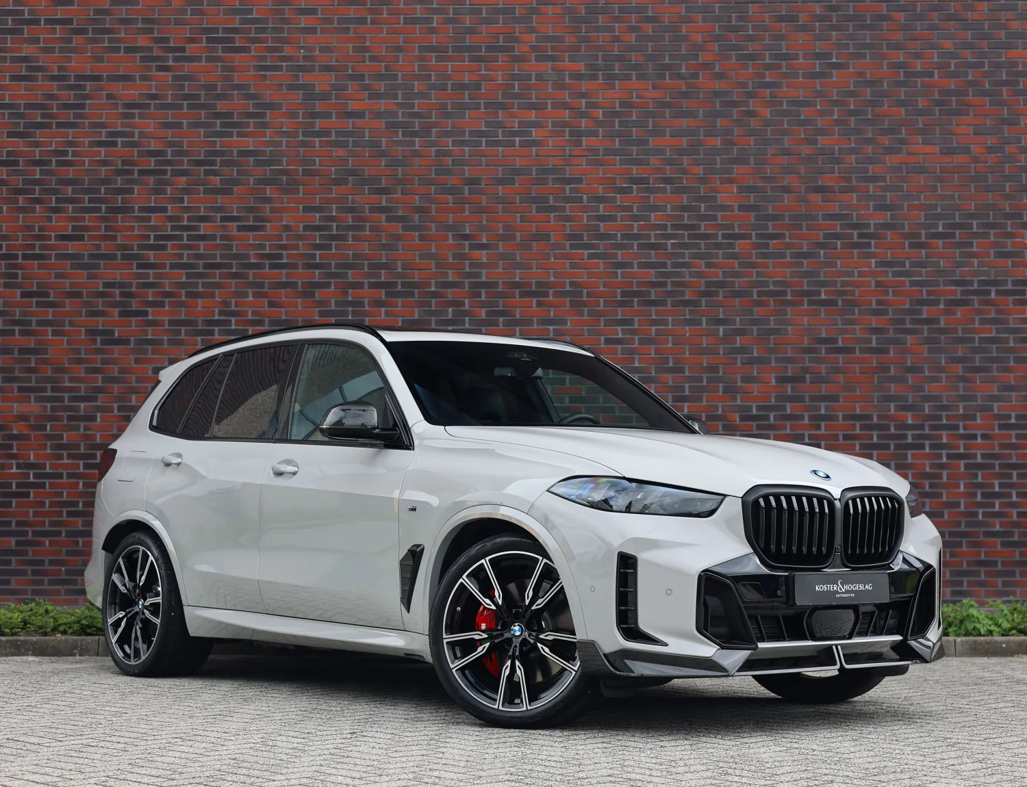 BMW X5 (2025) — foto 1