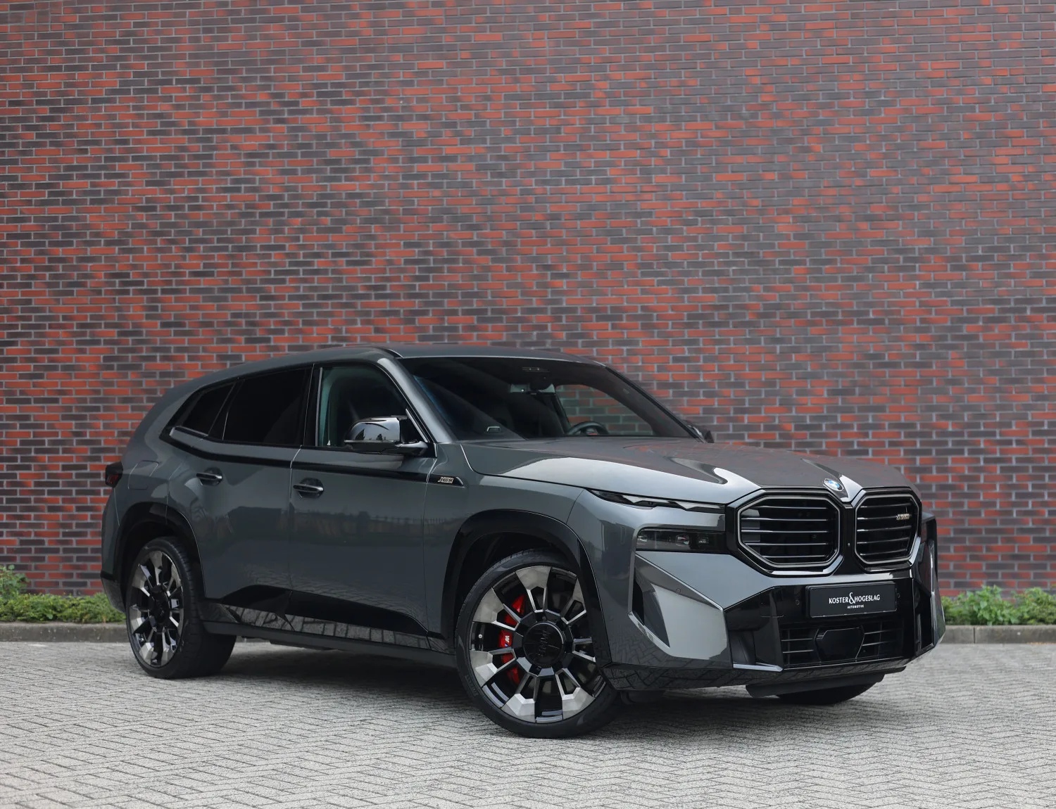 BMW XM (2023) — foto 1