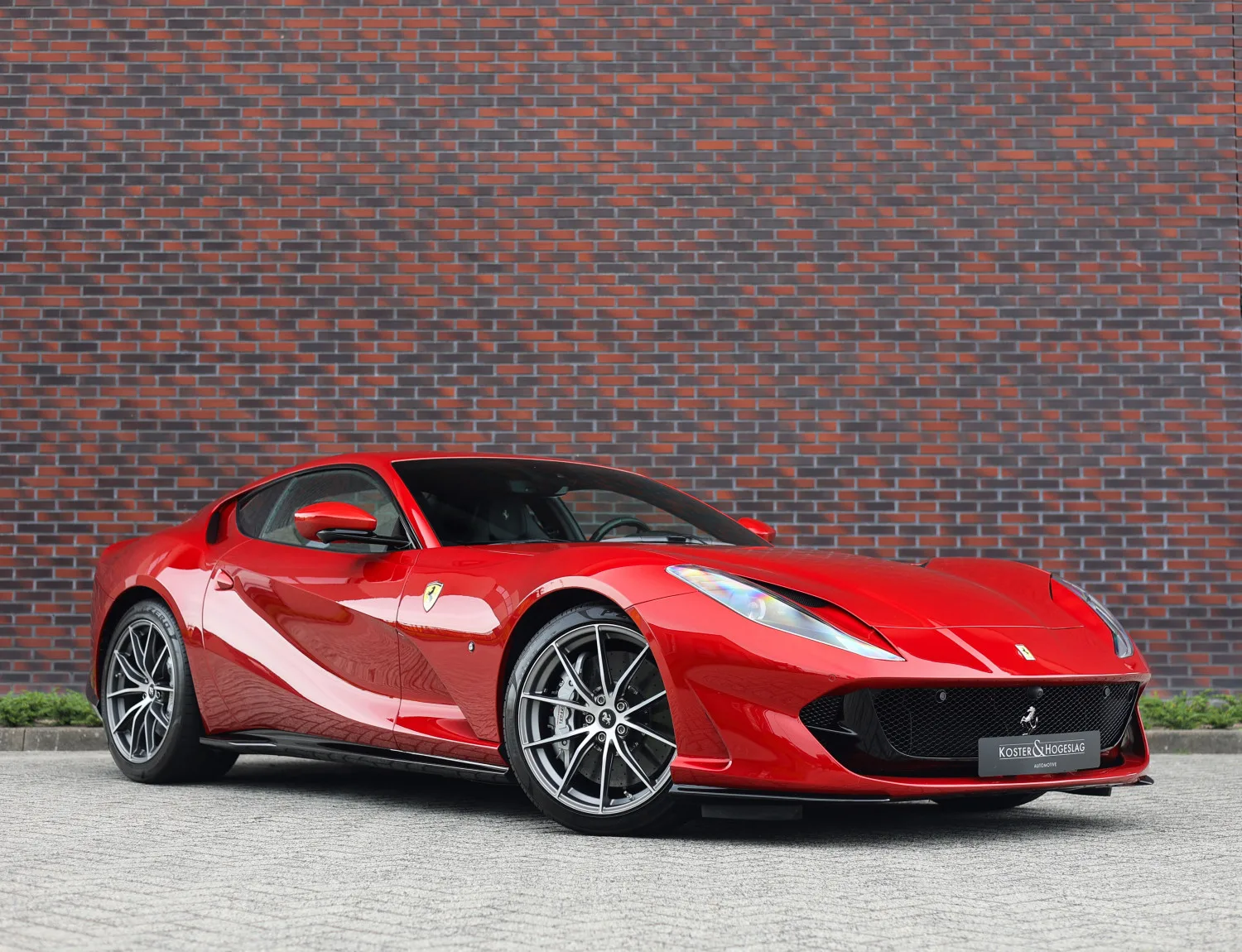 Ferrari 812 (2020) — foto 1