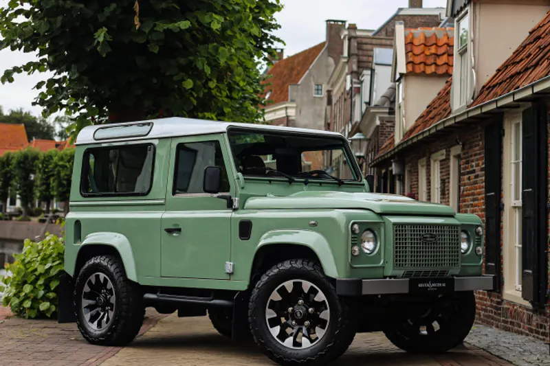 Land Rover Defender (2016)