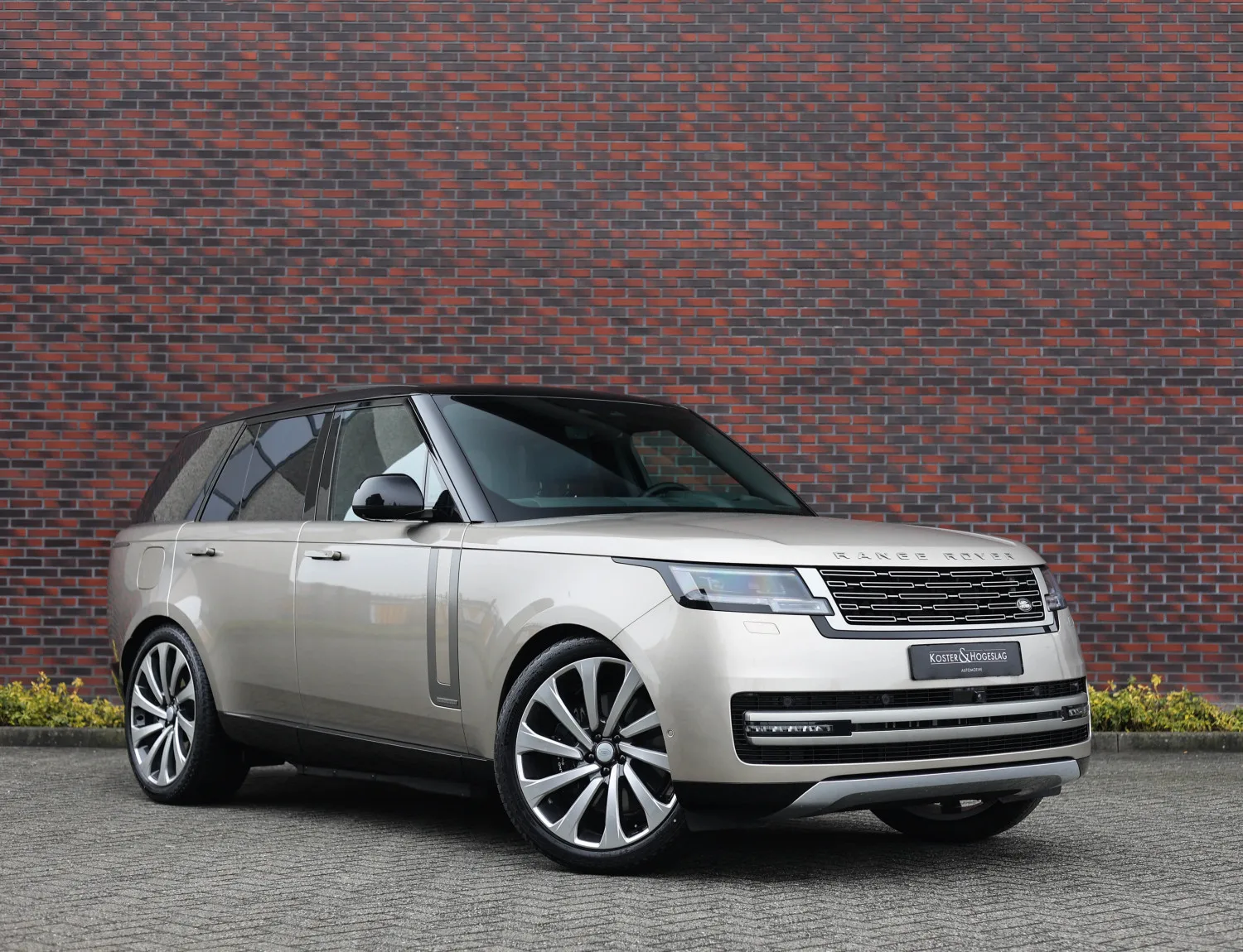 Land Rover Range Rover (2024) — foto 1
