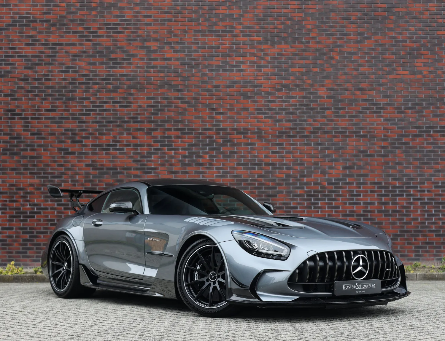 Mercedes-Benz AMG GT (2024) — foto 1