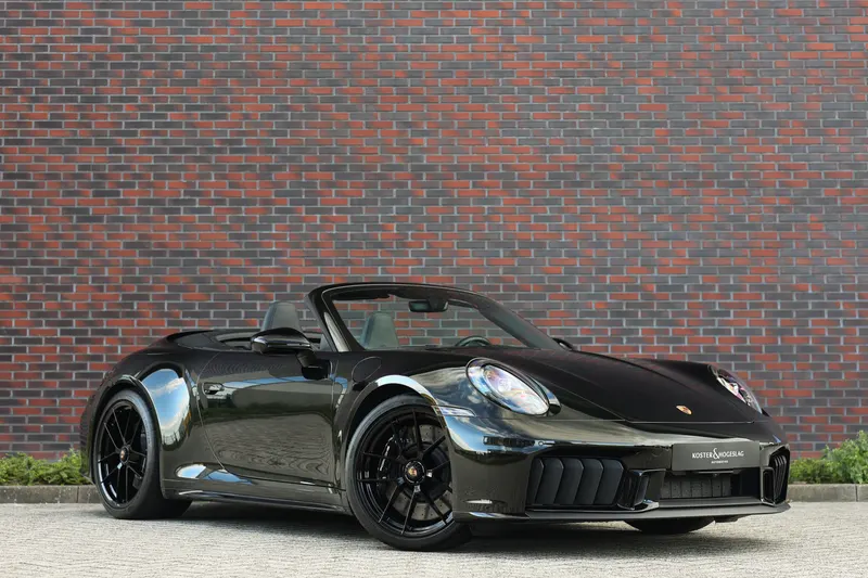 Porsche 911 (2025)