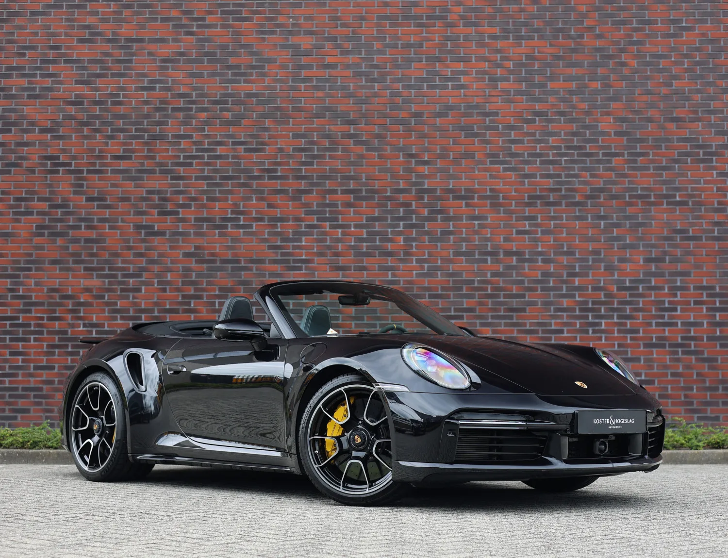 Porsche 911 (2021) — foto 1