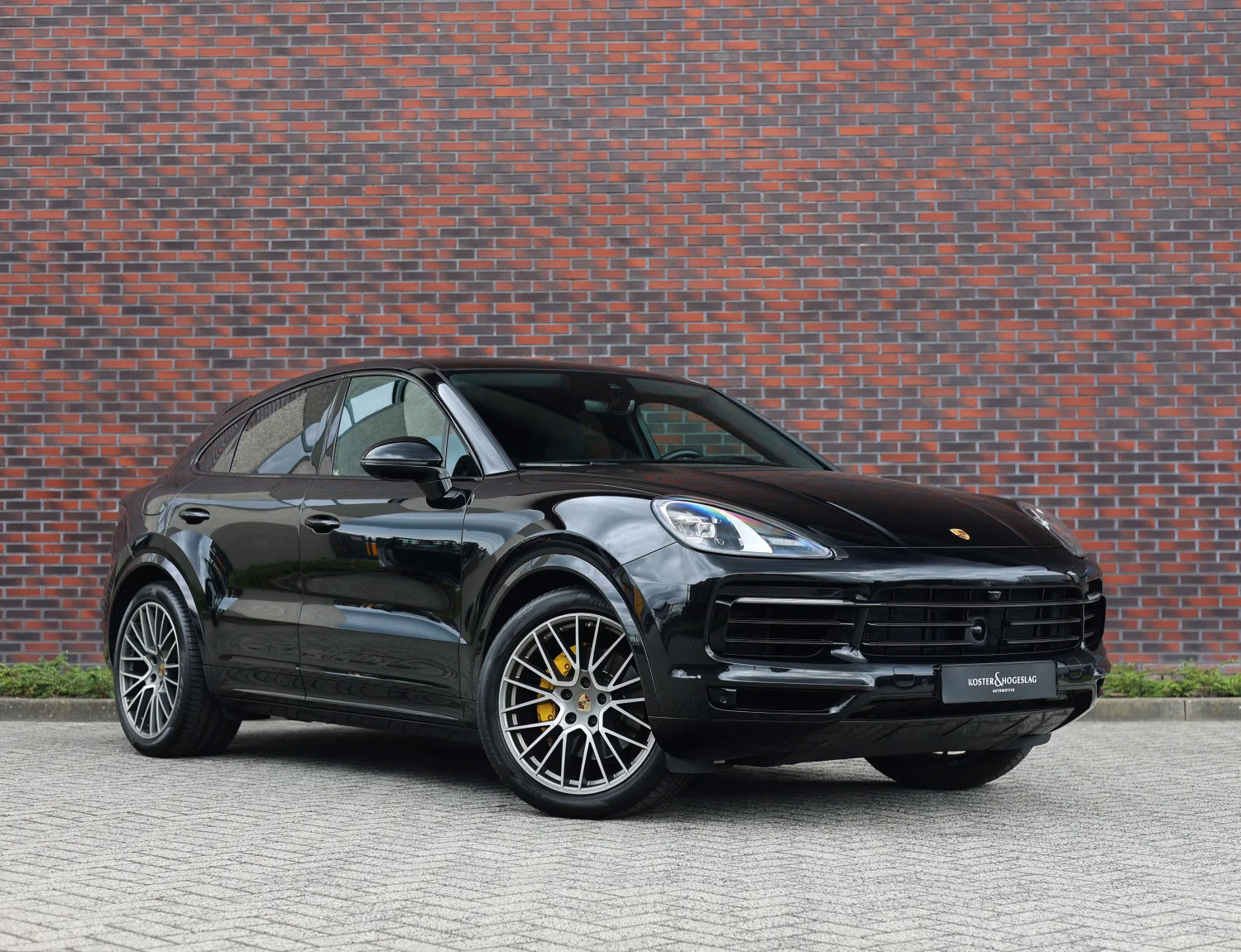 Porsche Cayenne (2023) — foto 1