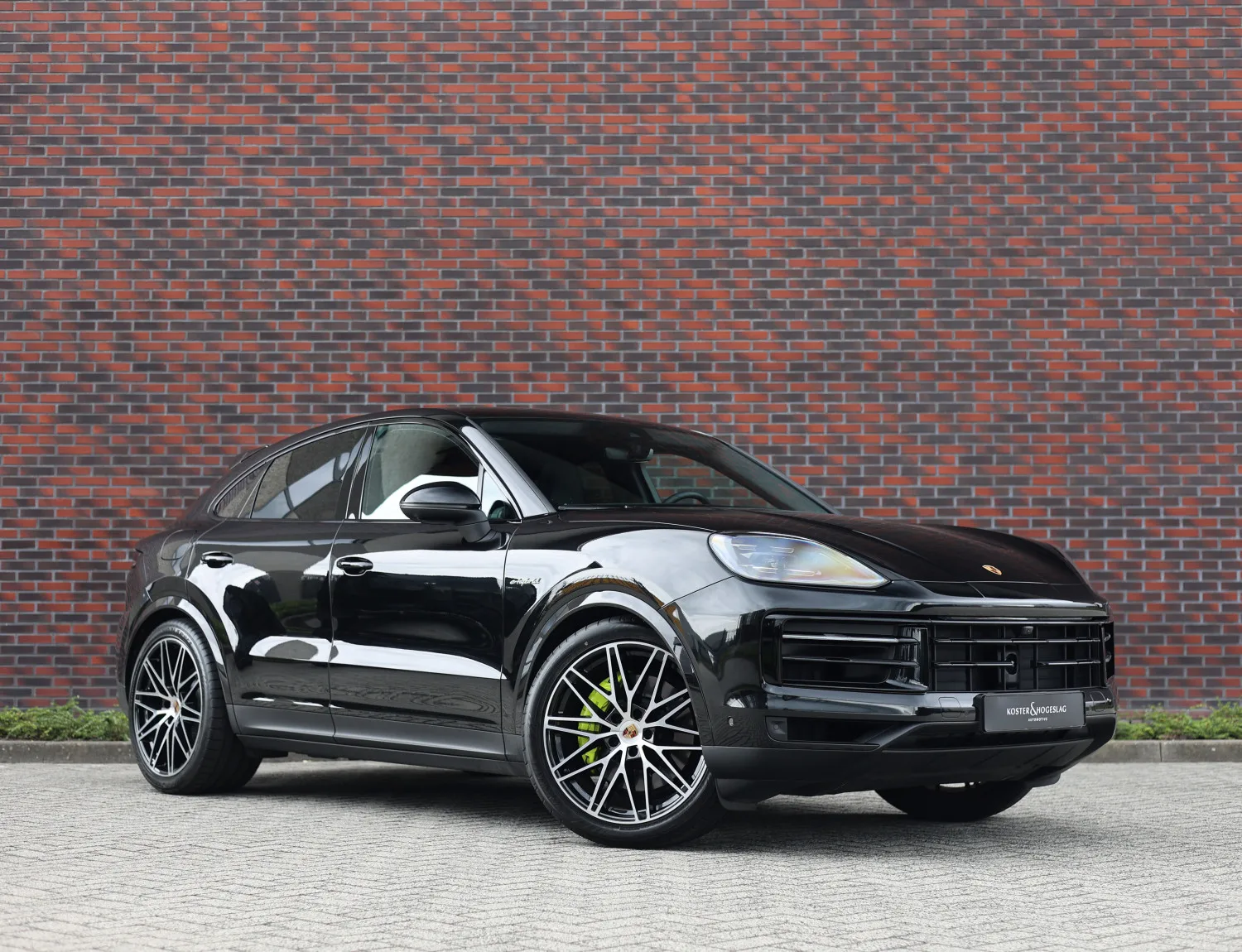 Porsche Cayenne (2024) — foto 1